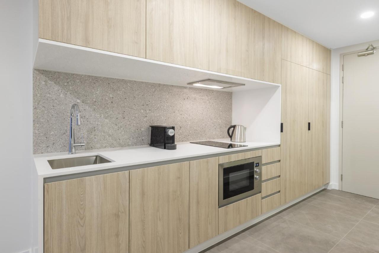 Meriton Suites Melbourne Exterior foto