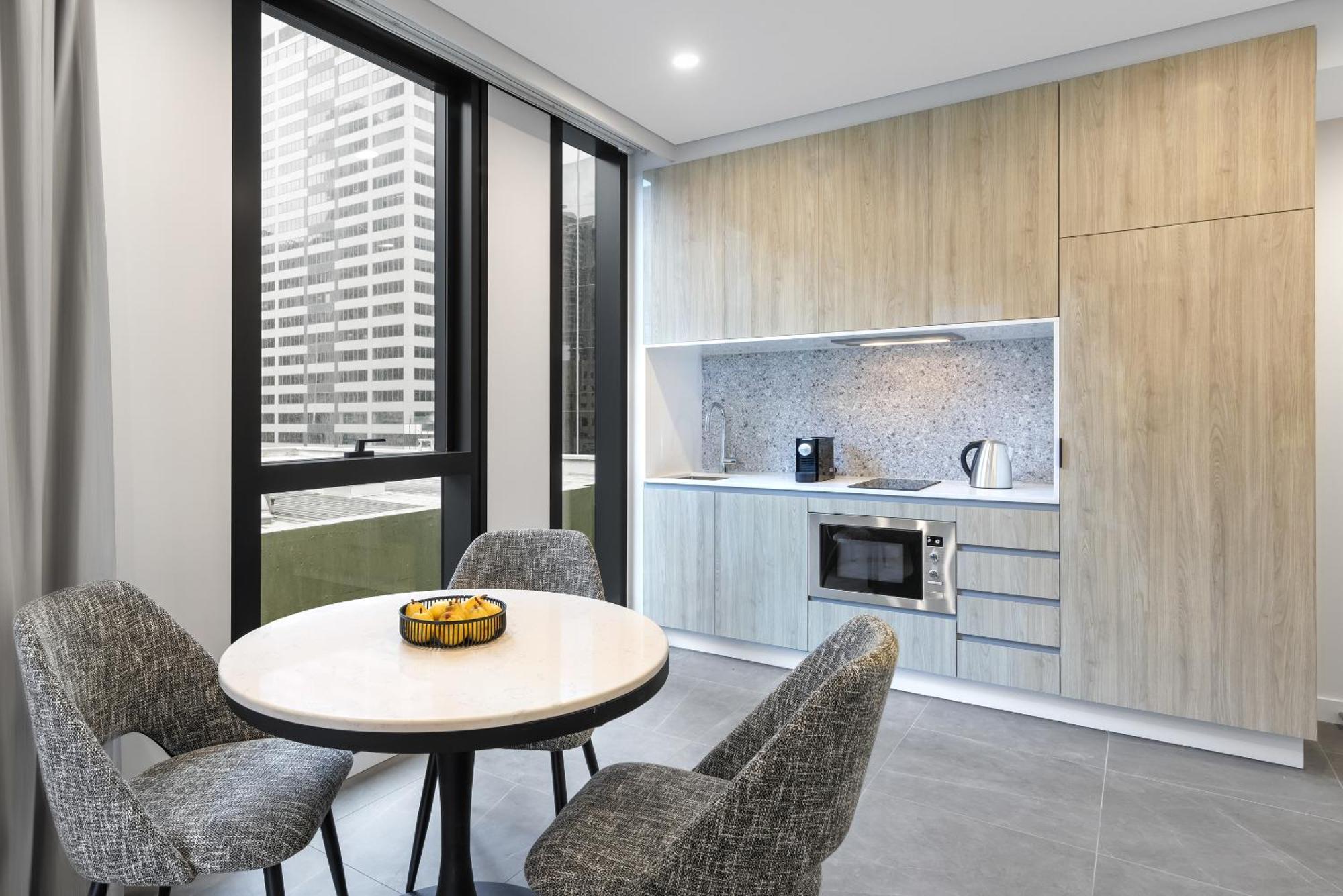 Meriton Suites Melbourne Exterior foto Kitchen